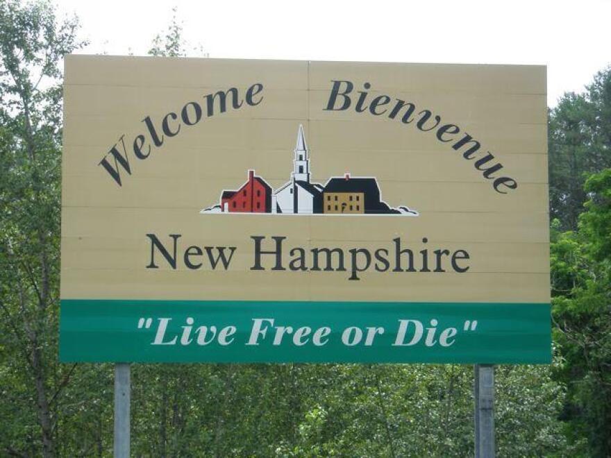 A New Hampshire welcome sign with the state motto Live Free or Die